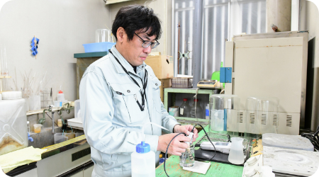 洗浄薬品開発と洗浄方法の検討